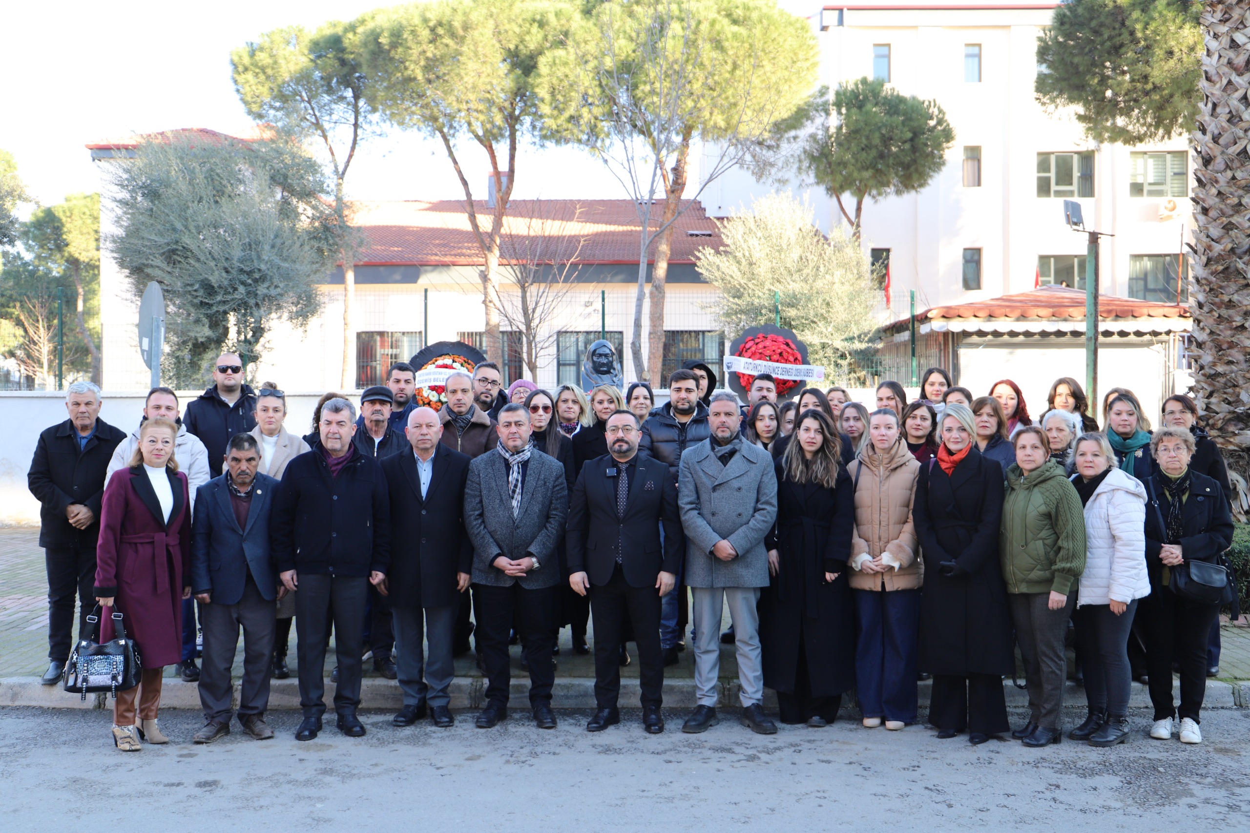 Gazi Mustafa Kemal Atatürk’ün annesi Zübeyde Hanım, vefatının 103. yıl