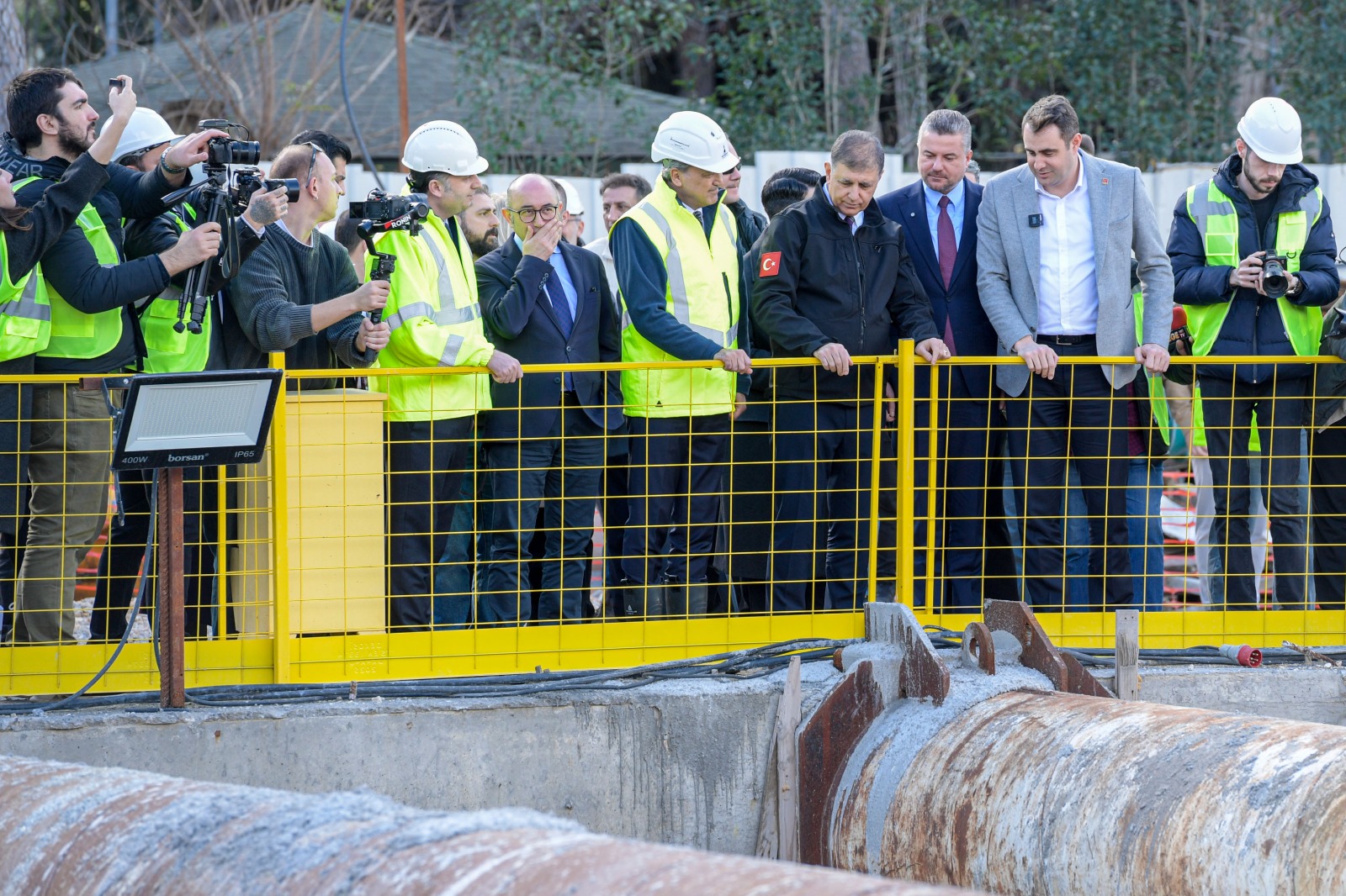İzmir Büyükşehir Belediyesi’nin öz kaynaklarıyla yürüttüğü Buca Metrosu’nda ana tünel