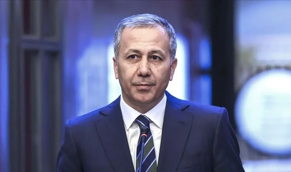 İzmir’de sabah saatlerinde düzenlenen geniş çaplı uyuşturucu operasyonunda 500’ü aşkın