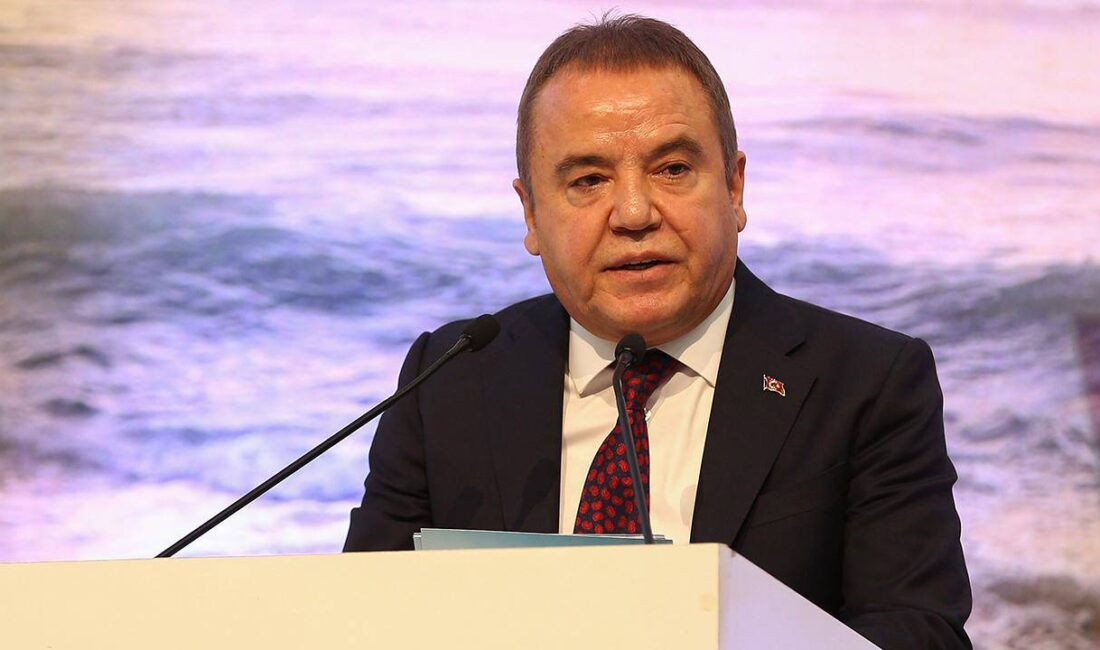 CHP’li belediyelere yönelik soruşturmalar kapsamında tutuklanan Antalya Büyükşehir Belediye Başkanı