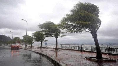 Meteoroloji, İzmir genelinde güneyli yönlerden kuvvetli rüzgar ve fırtına beklendiğini