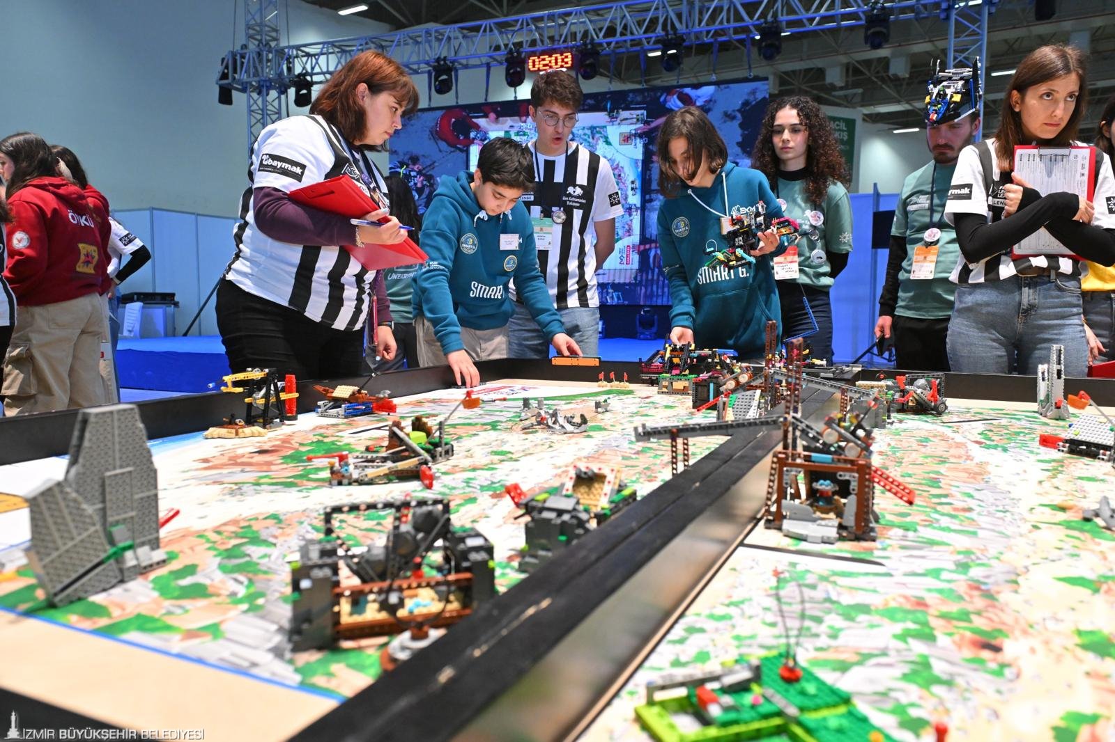 Dünyanın en büyük çocuk ve gençlik organizasyonlarından FIRST LEGO League
