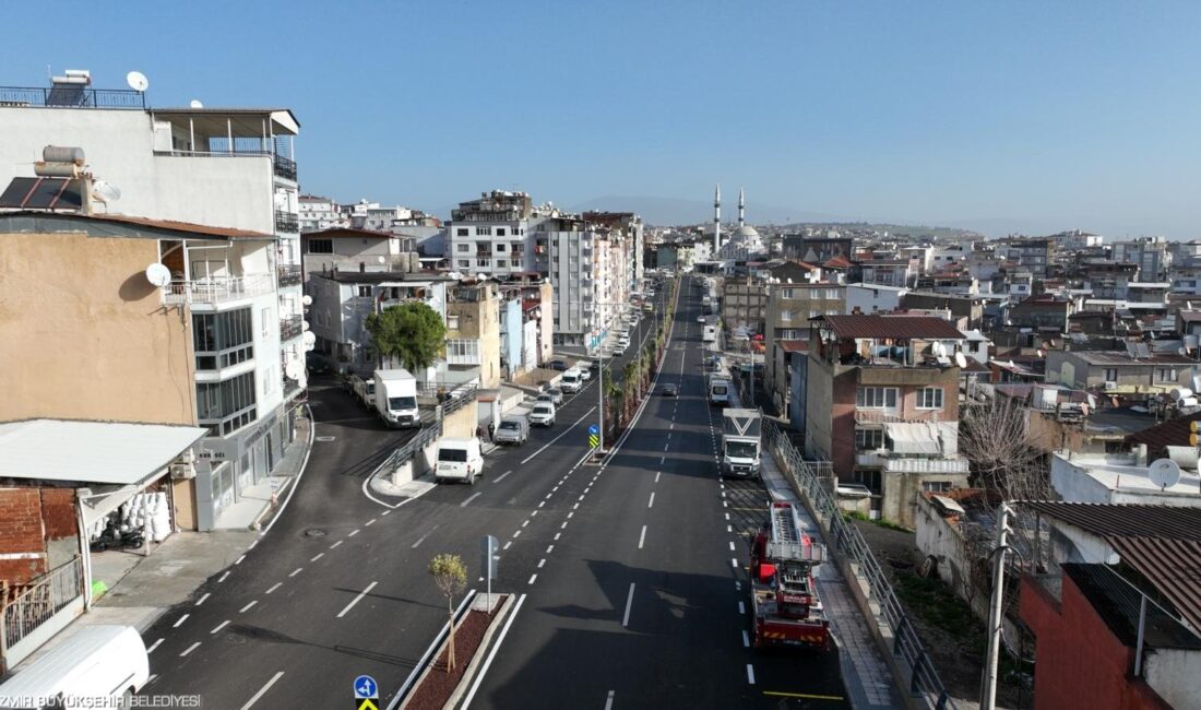 İzmir Büyükşehir Belediyesi, 150 milyon liralık yatırımla Karabağlar’da Dostluk Bulvarı