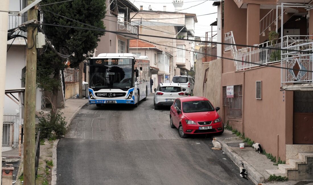 İzmir Büyükşehir Belediyesi, Konak Çobançeşme’de vatandaşların talebi doğrultusunda yol düzenlemesi