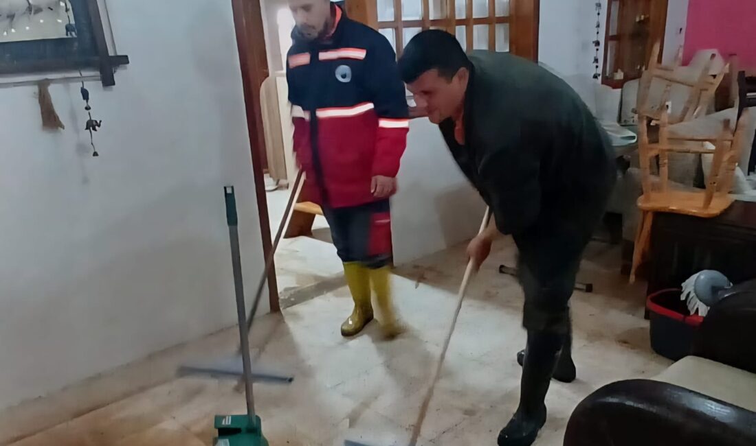 Menderes Belediyesi, aşırı yağışlar sonrası su baskını yaşanan Gümüldür Arap