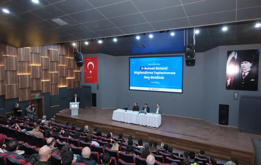 Dikili Belediyesi, Universe Online Başvuru ve Süreç Yönetim Sistemi’ni devreye