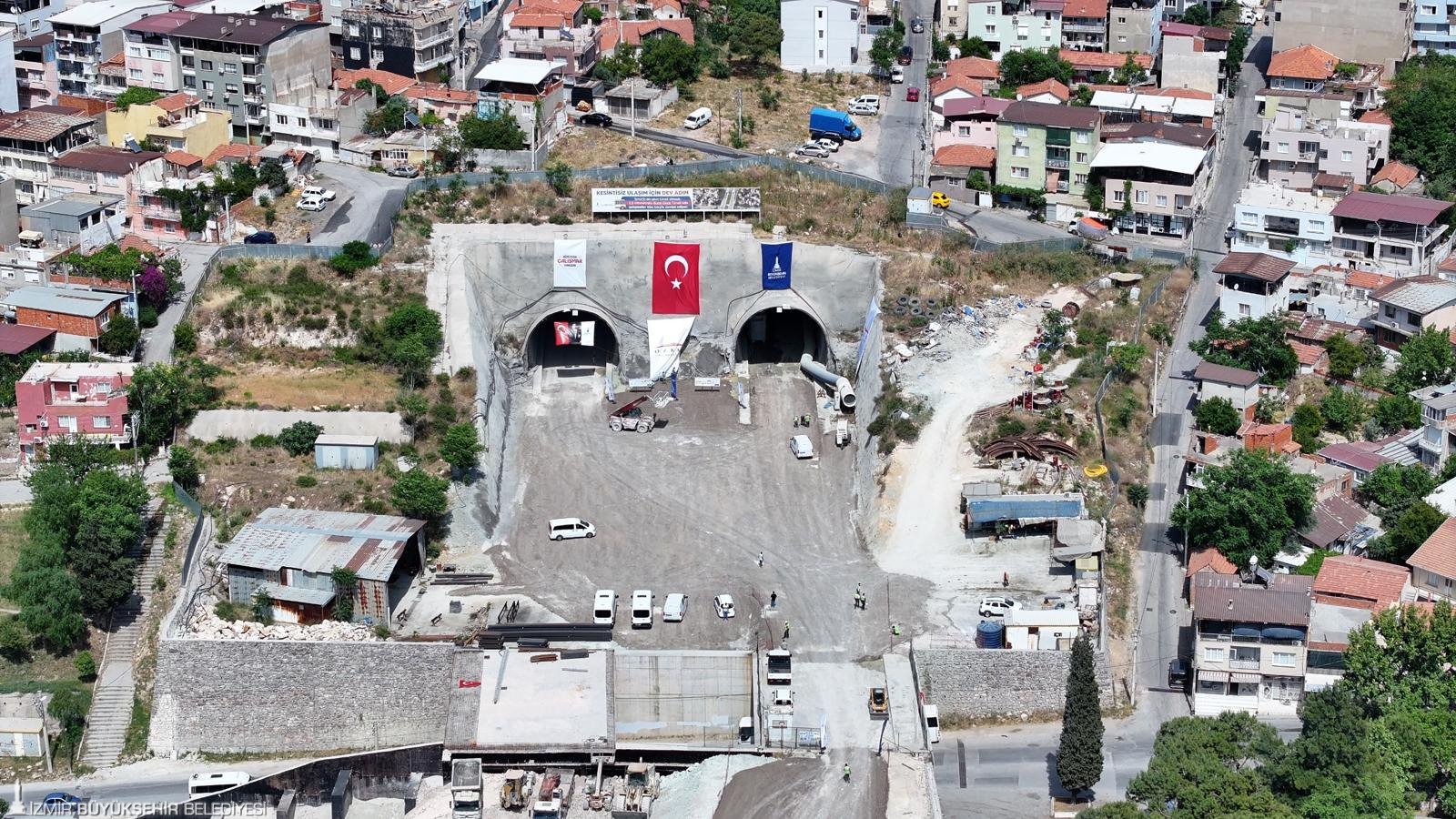İzmir Büyükşehir Belediyesi, Buca Onat Tüneli projesi kapsamında riskli yapılar