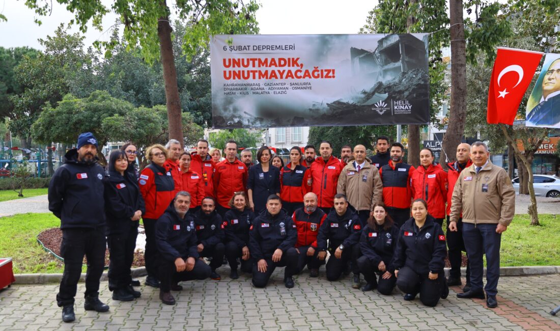 Karabağlar Belediyesi, 6 Şubat depremlerinin yıl dönümünde düzenlediği panel ve
