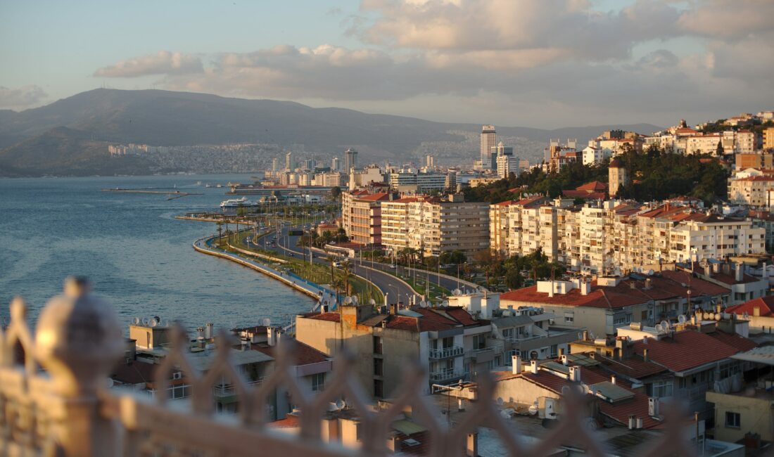 Bayetav’ın yayımladığı İzmir Barometresi’nin 6. sayısı, İzmirlilerin kent aidiyetinin yüksek