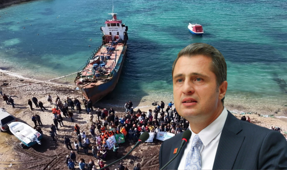 CHP’li Yücel’den hurda gemi tepkisi: Halk sağlığı için tehdit! CHP İzmir Milletvekili Deniz Yücel, Urla Demircili Koyu’ndaki hurda geminin