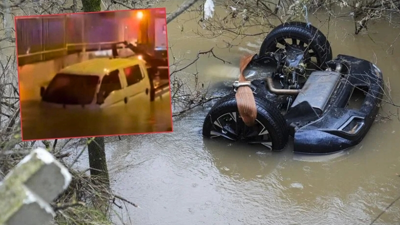 İzmir Torbalı’da alt geçitte biriken suyun içinde mahsur kalan ve