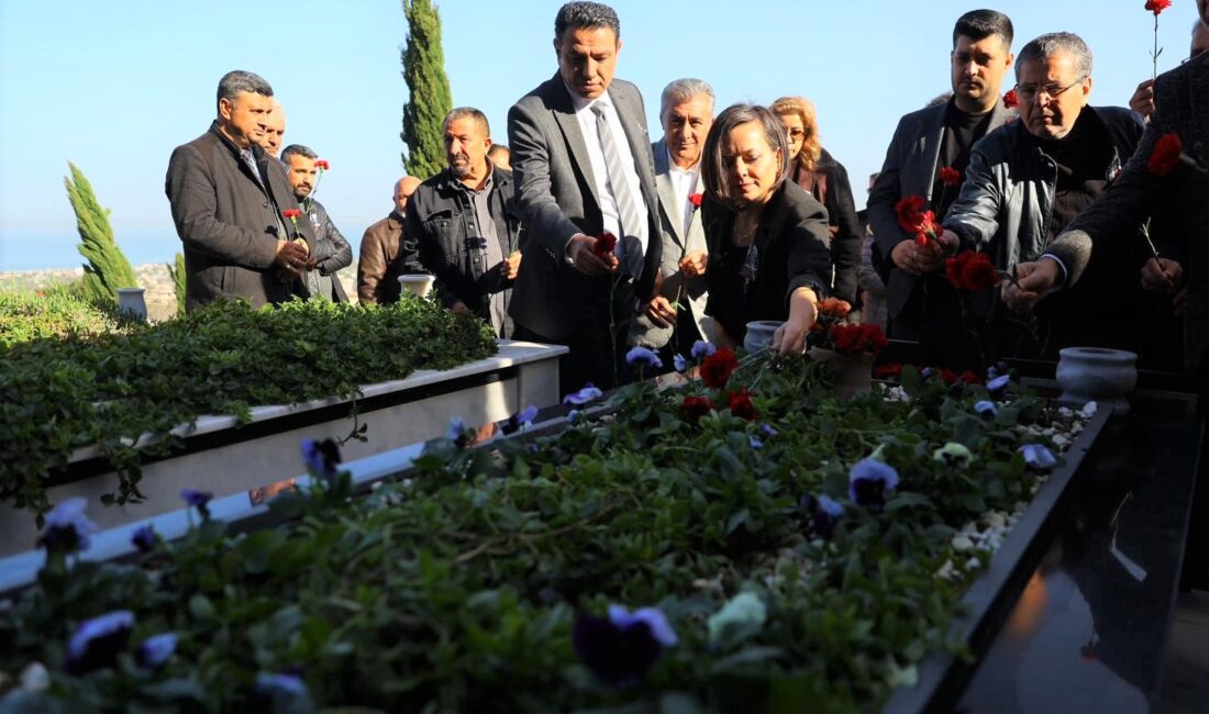 Karabağlar’ın kurucu başkanı Kasım Sıtkı Kürüm vefatının 3. yılında anıldı Karabağlar Belediyesi’nin kurucu başkanı Kasım Sıtkı Kürüm, vefatının 3. yılında