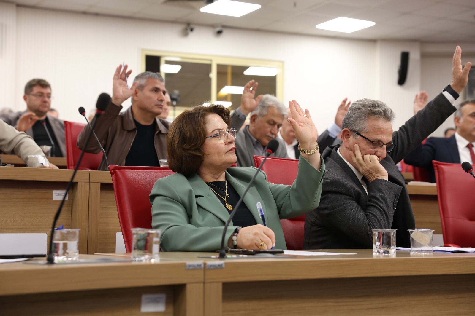 Didim Belediye Başkanı Hatice Gençay’ın geçiş hakkı ücretlerine ilişkin önergesi