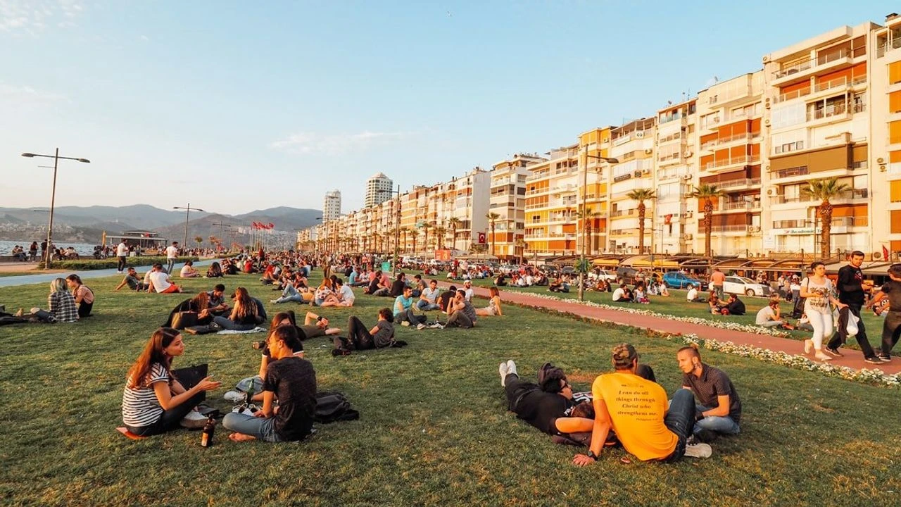 İzmir merkezli İntegral Araştırma’nın 2026 Ocak çalışmasına göre İzmir’de yaşamaktan