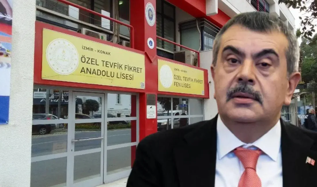 İzmir'de özel Tevfik Fikret Okulları'ndaki müfettiş denetiminde 9 yaşındaki öğrencilere