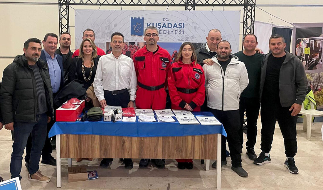 Kuşadası Belediyesi tarafından gönüllü personelden oluşturulan hafif düzey arama kurtarma