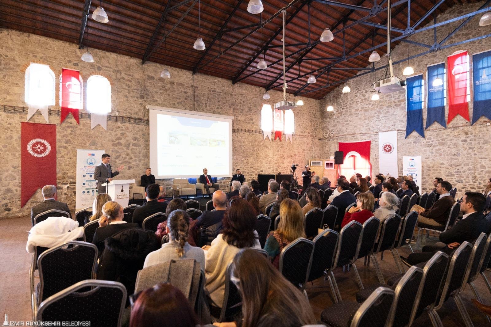 İzmir Büyükşehir Belediyesi ve İZSU Genel Müdürlüğü ev sahipliğinde düzenlenen