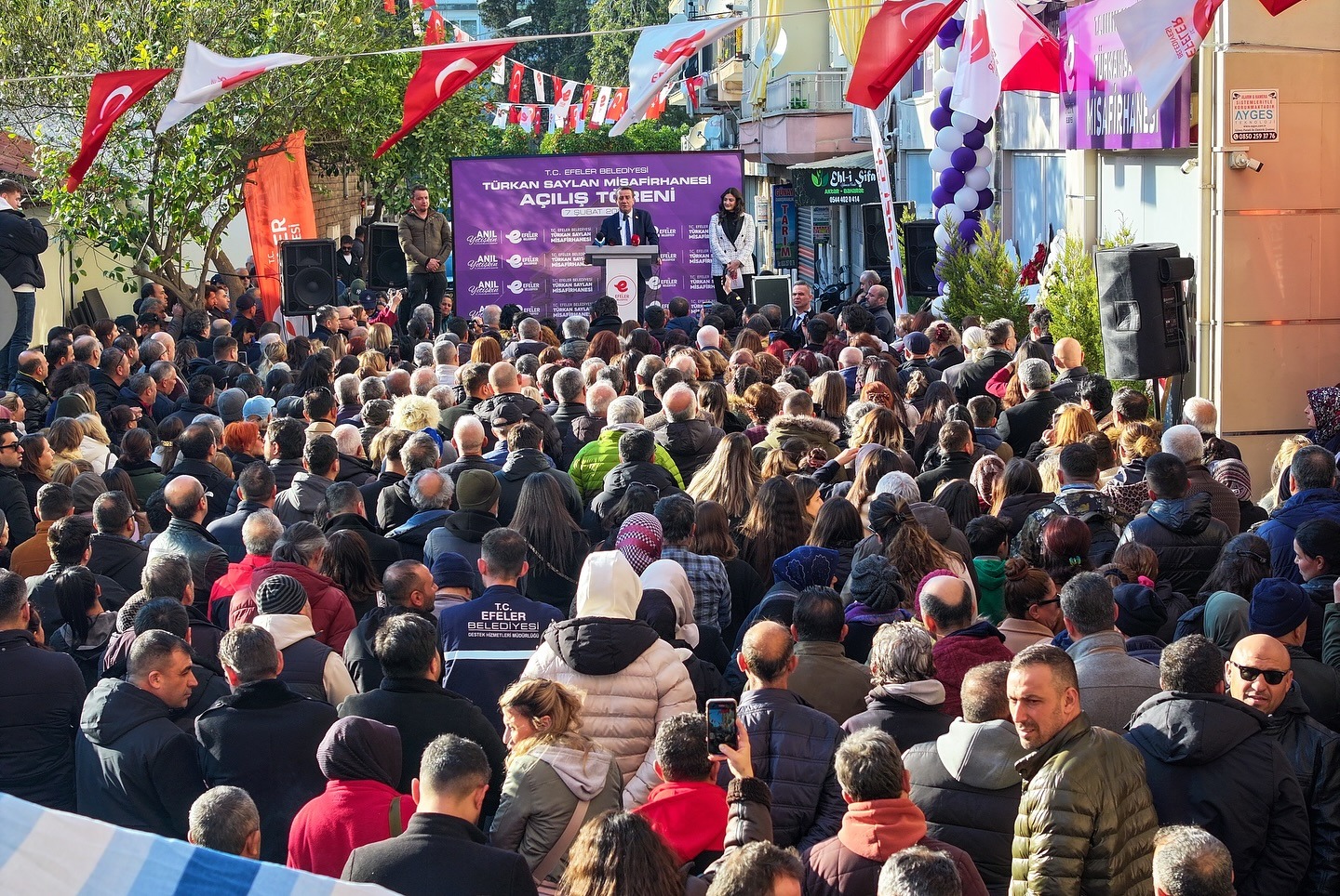 Efeler Belediye Başkanı Anıl Yetişkin’in göreve gelişinin ardından geçen iki