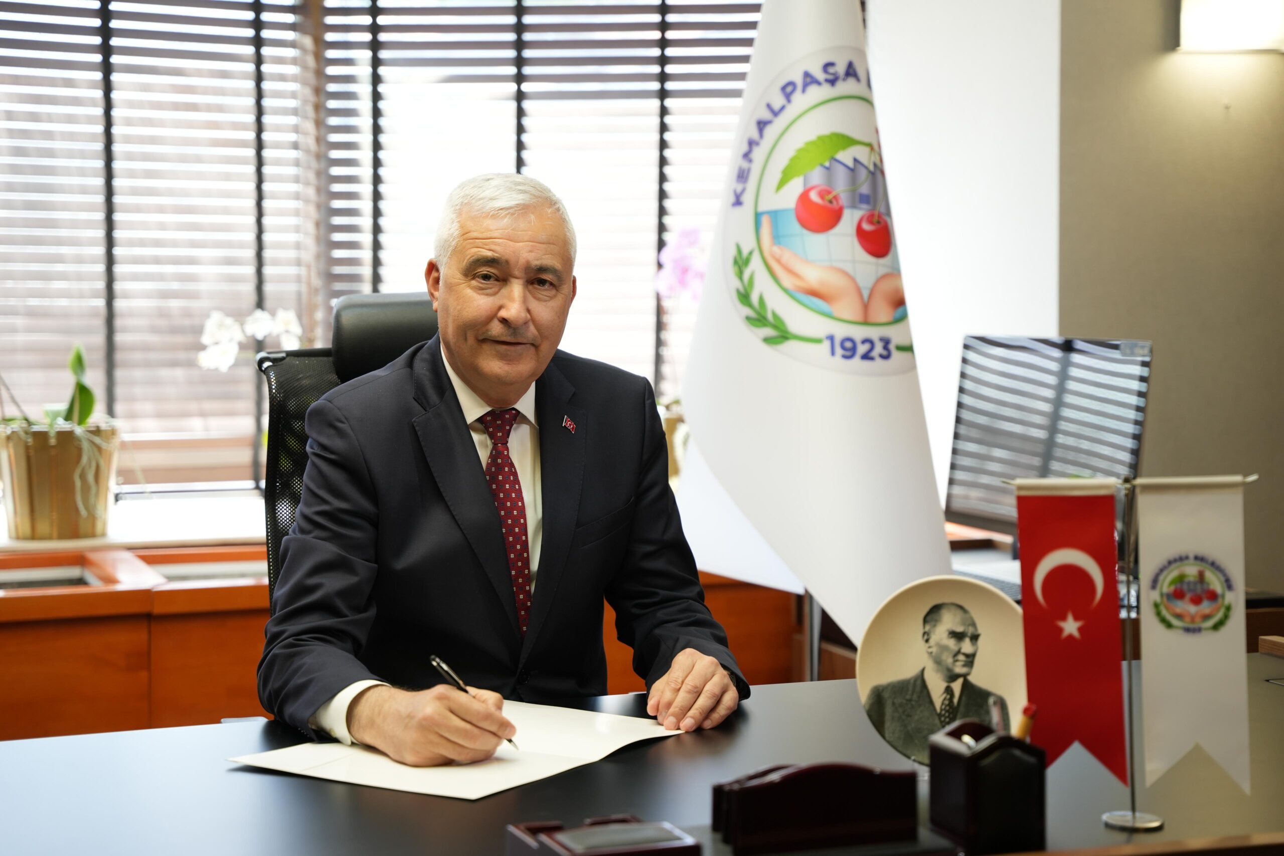 Kemalpaşa Belediyesi, SGK borçlarının tamamını ödeyerek hem belediye hem de