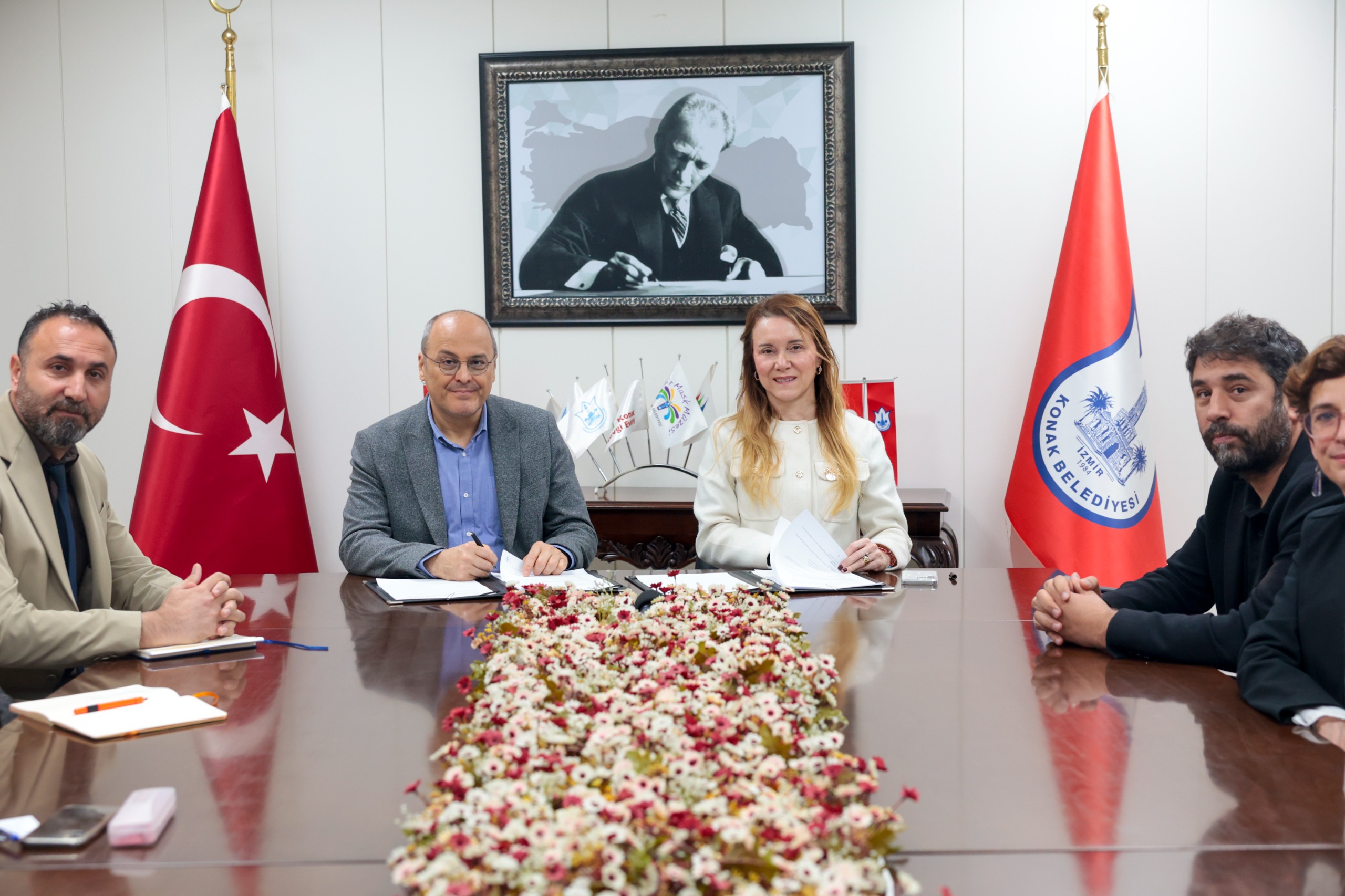 Konak Belediyesi ile Bir Arada Yaşarız Eğitim ve Toplumsal Araştırmalar