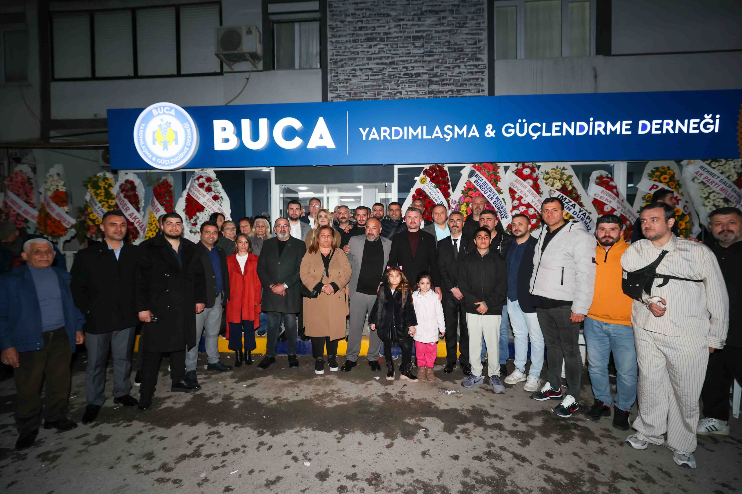 Buca Yardımlaşma ve Güçlendirme Derneği, Ramazan ayında düzenlenen iftar programıyla