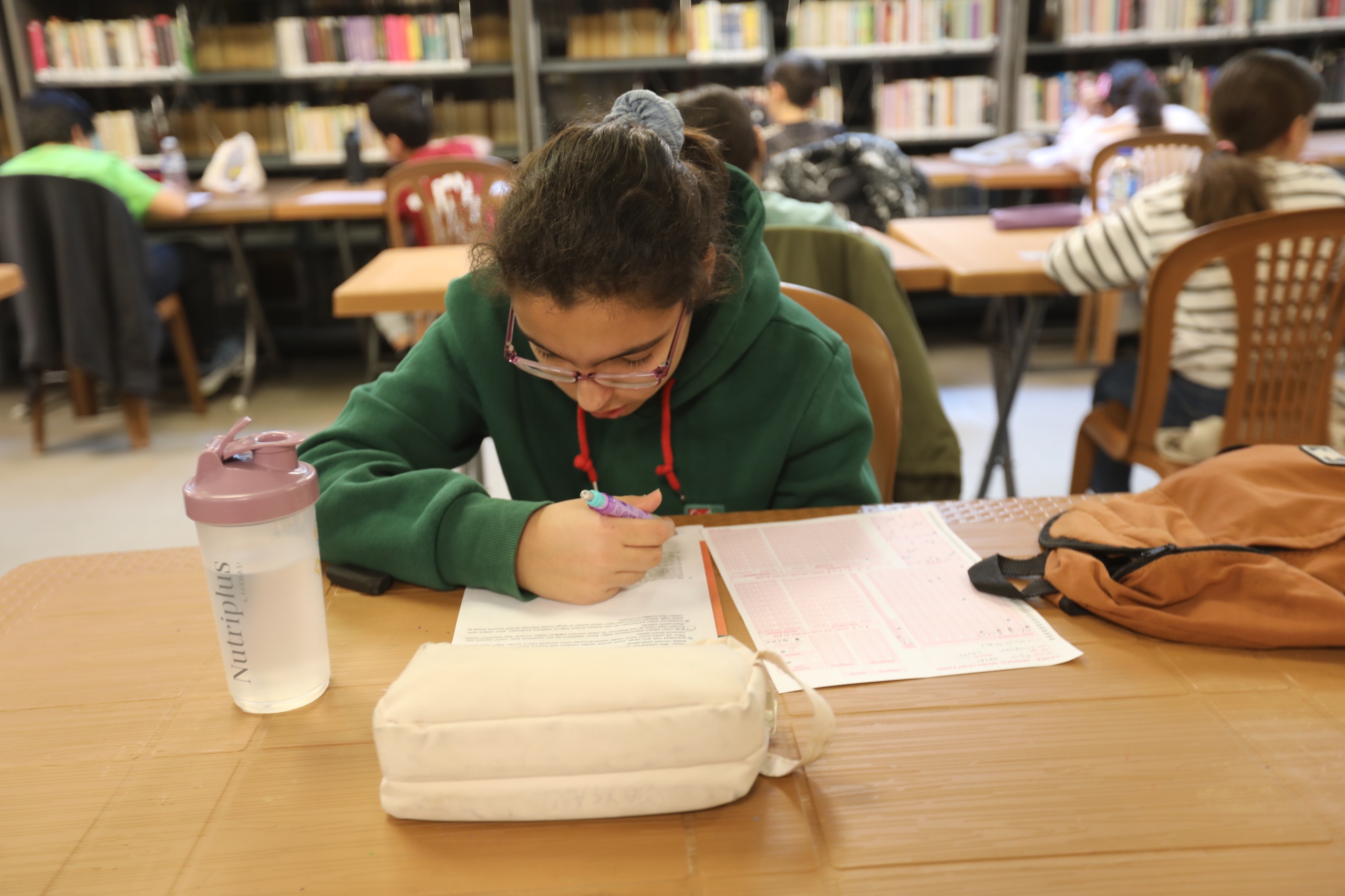 Efes Selçuk Belediyesi’nin TYT, AYT ve LGS’ye hazırlanan öğrenciler için