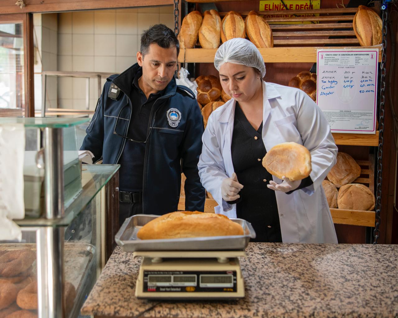 Kuşadası Belediyesi, hemşehrilerinin sağlıklı ve güvenli ekmek ve unlu ürün