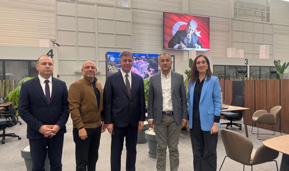 İzmir Büyükşehir Belediyesi, Zübeyde Hanım Stadyumu’nun yapımı için düğmeye bastı.