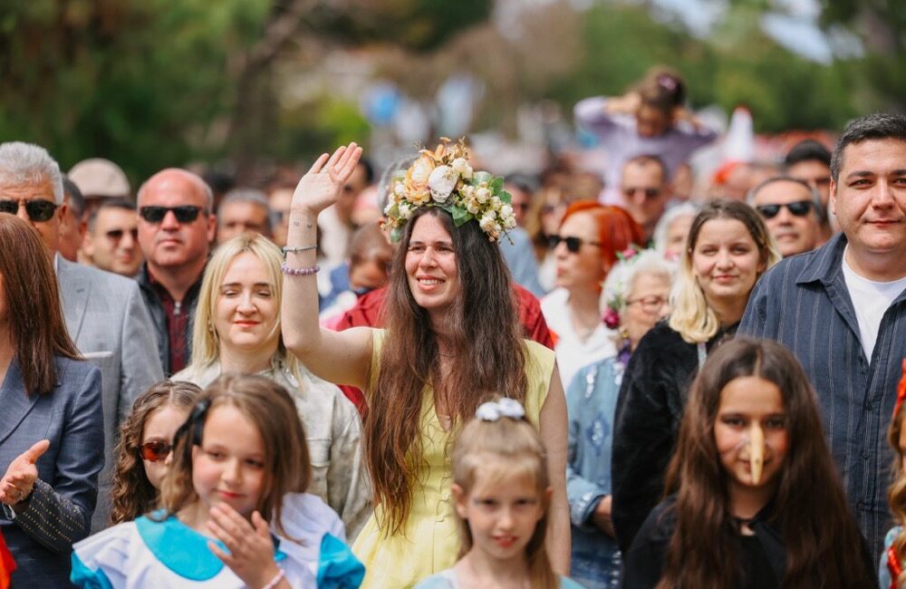 Çeşme Belediyesi ev sahipliğinde düzenlenen 15. Uluslararası Alaçatı Ot Festivali’nde