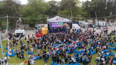 İzmir Büyükşehir Belediyesi’nin Kültürpark’ta düzenlediği 23 Nisan etkinlikleri, gün boyu