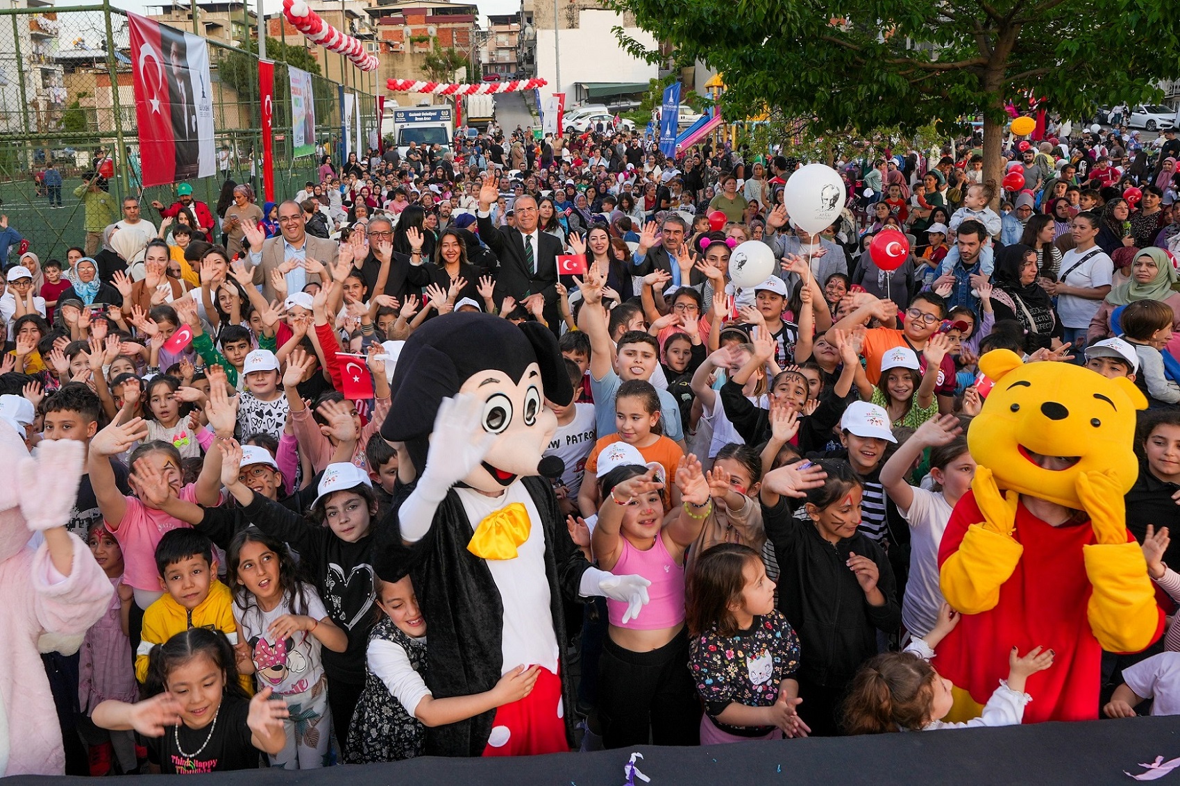 Gaziemir Belediyesi’nin 19-23 Nisan tarihleri arasında düzenleyeceği 28. Gaziemir Ulusal