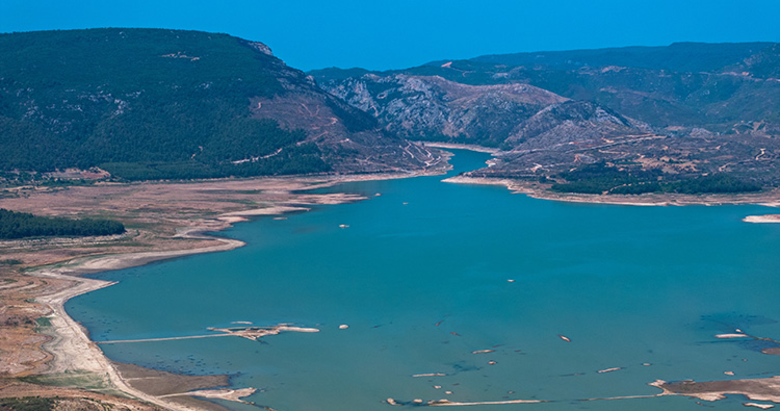 İzmir’de son yağışlarla birlikte barajlardaki doluluk oranları yükseldi. Tahtalı Barajı’nda