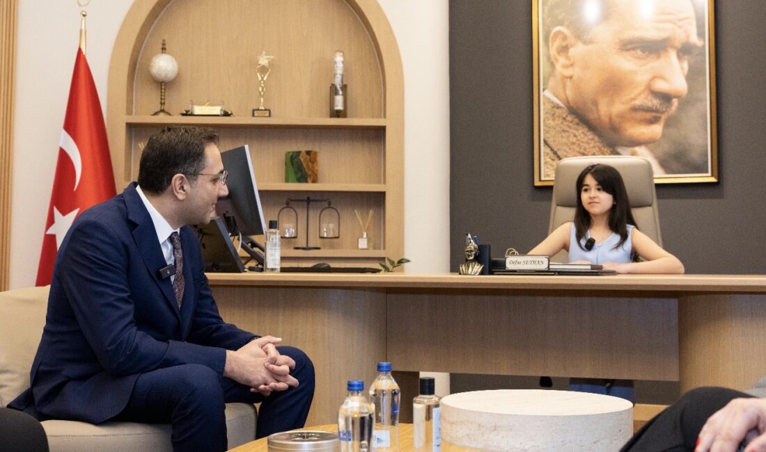 Balçova’da 23 Nisan Ulusal Egemenlik ve Çocuk Bayramı kapsamında başkanlık