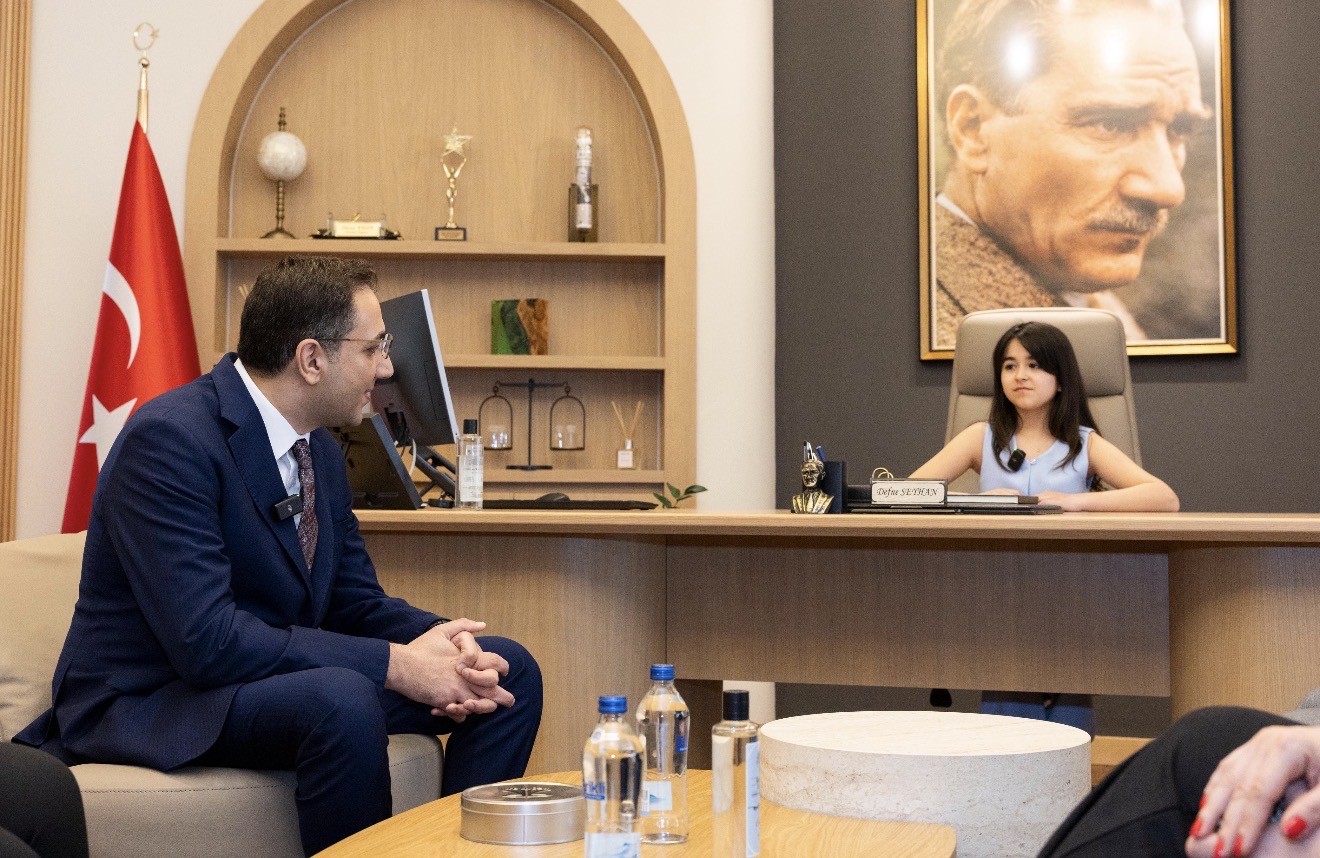 Balçova’da 23 Nisan Ulusal Egemenlik ve Çocuk Bayramı kapsamında başkanlık