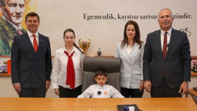 Gaziemir Belediye Başkanı Ünal Işık, 23 Nisan Ulusal Egemenlik ve Çocuk