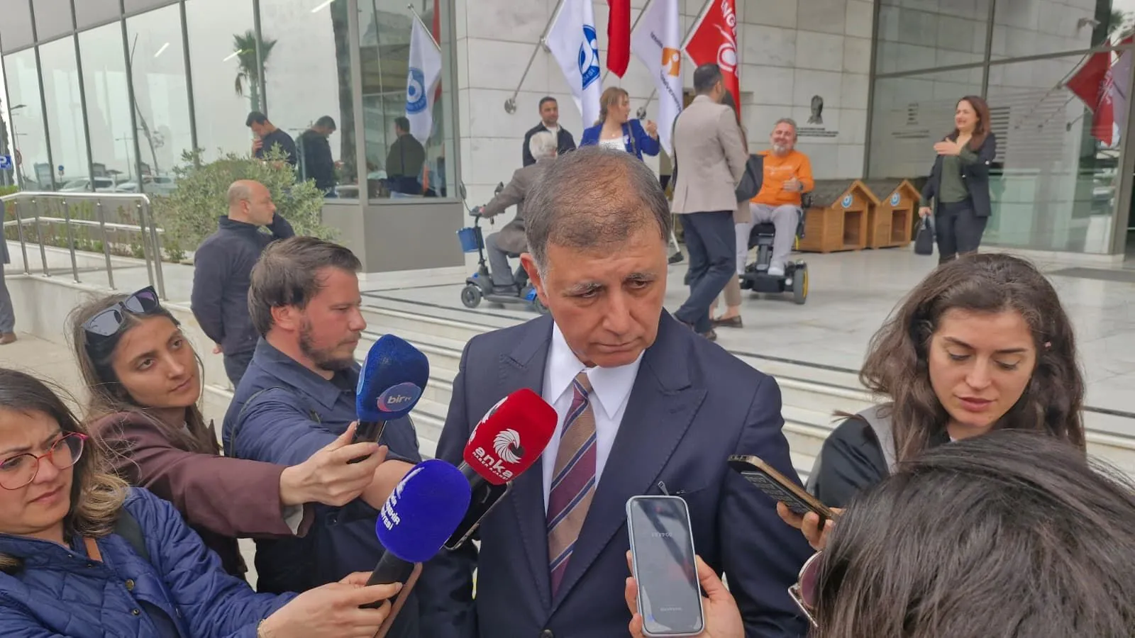 İzmir Büyükşehir Belediye Başkanı Cemil Tugay, Meslek Fabrikası’nda Vakıflar Genel