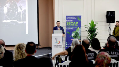 Bayraklı Belediyesi’nin ev sahipliğinde düzenlenen SECAP çalıştayında, iklim değişikliğiyle mücadele