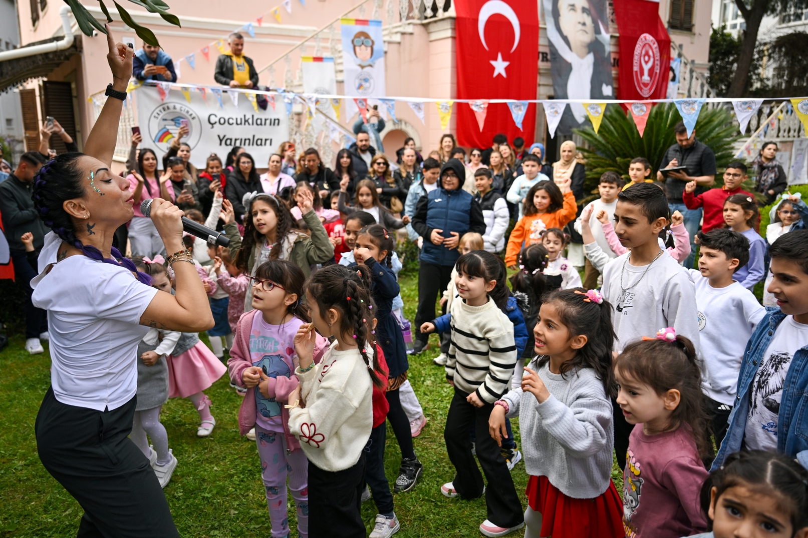 Bornova Belediyesi ile Sayra & Çınar Vakfı iş birliğinde düzenlenen