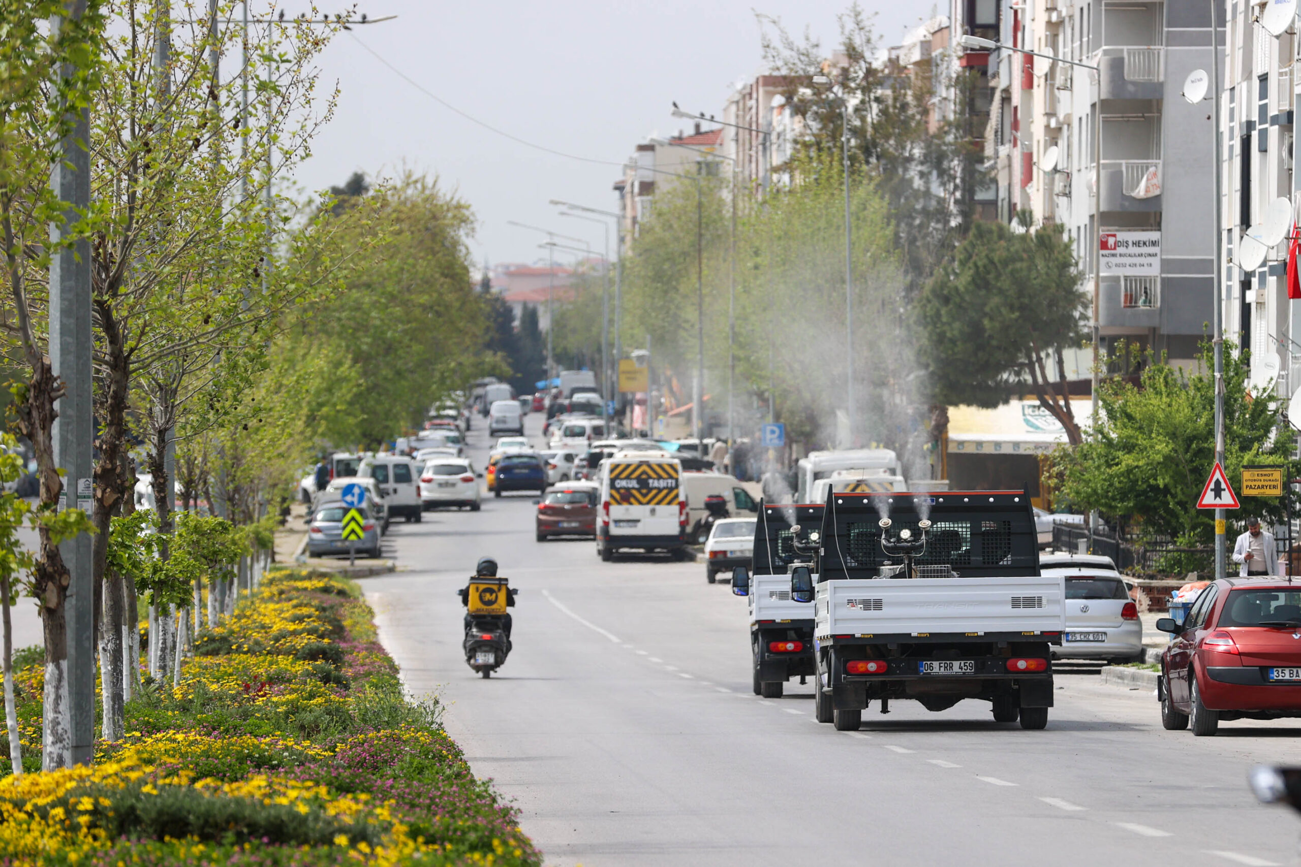 Buca Belediyesi, hava sıcaklıklarının artmasıyla birlikte halk sağlığını tehdit eden
