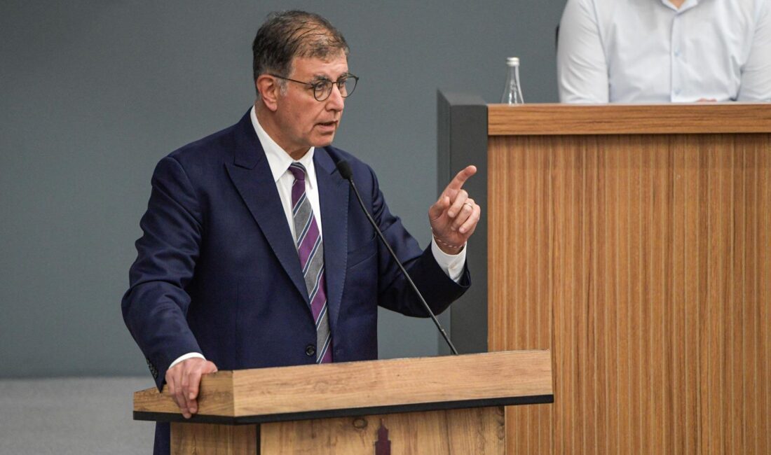 İzmir Büyükşehir Belediye Meclisi’nde yaşanan tartışmaların ardından Başkan Cemil Tugay