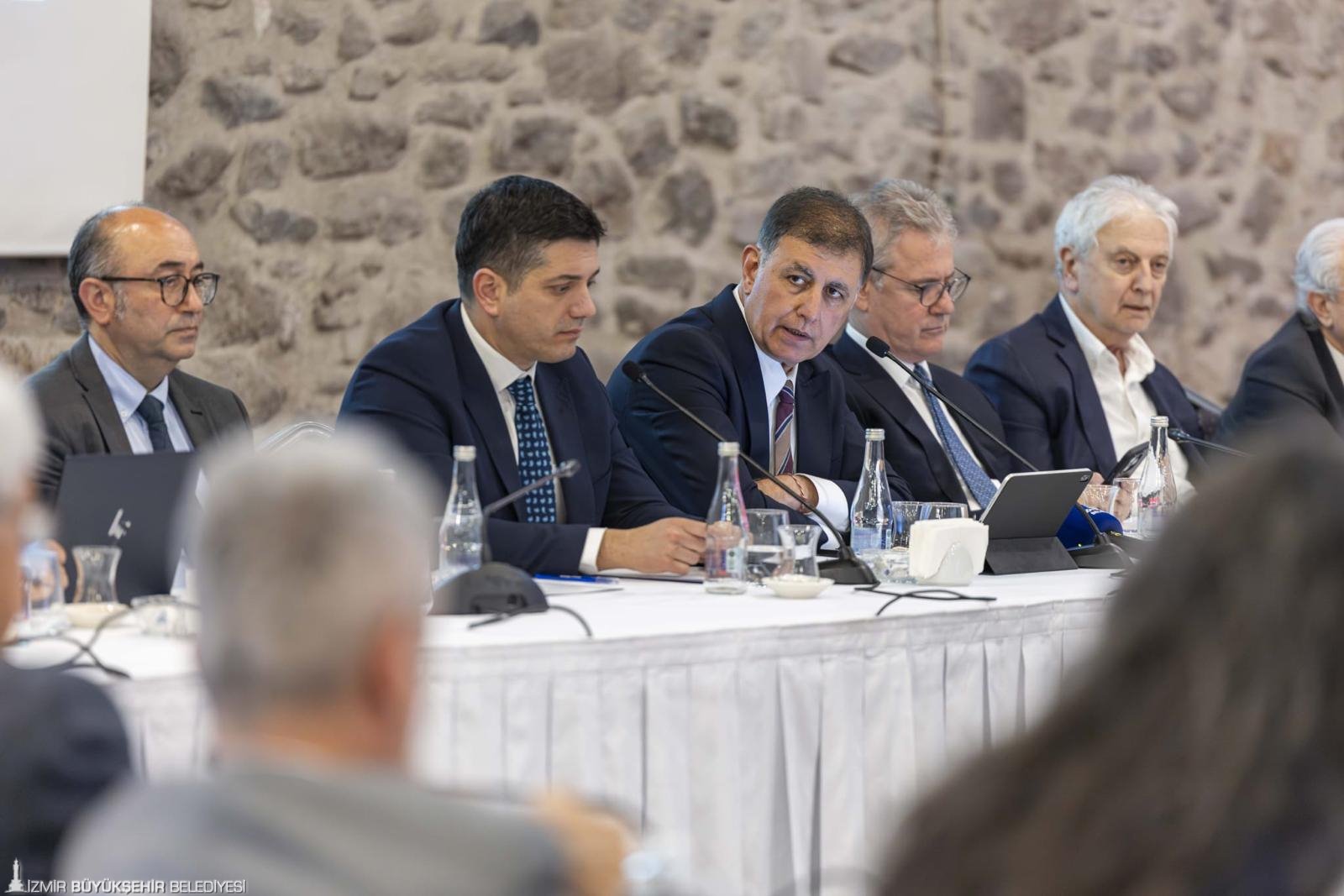İzmir Büyükşehir Belediye Başkanı Dr. Cemil Tugay, İEKKK toplantısında enerji