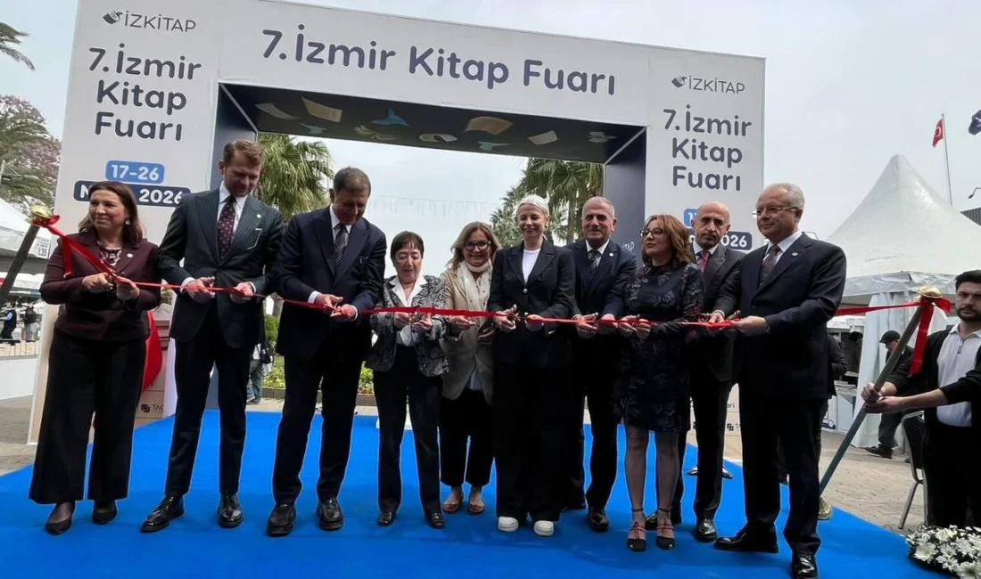 İZKİTAP 7. İzmir Kitap Fuarı Kültürpark’ta kapılarını açtı. Başkan Cemil
