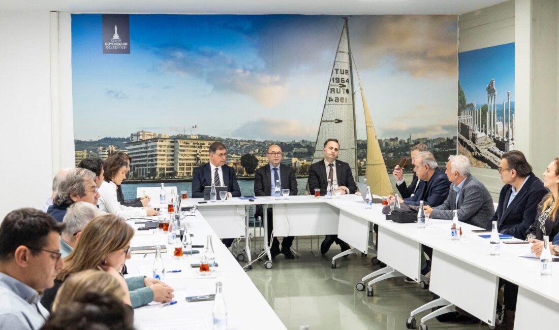 İzmir Büyükşehir Belediyesi bünyesinde kurulan Arkeoloji Kurulu ilk toplantısını gerçekleştirdi;