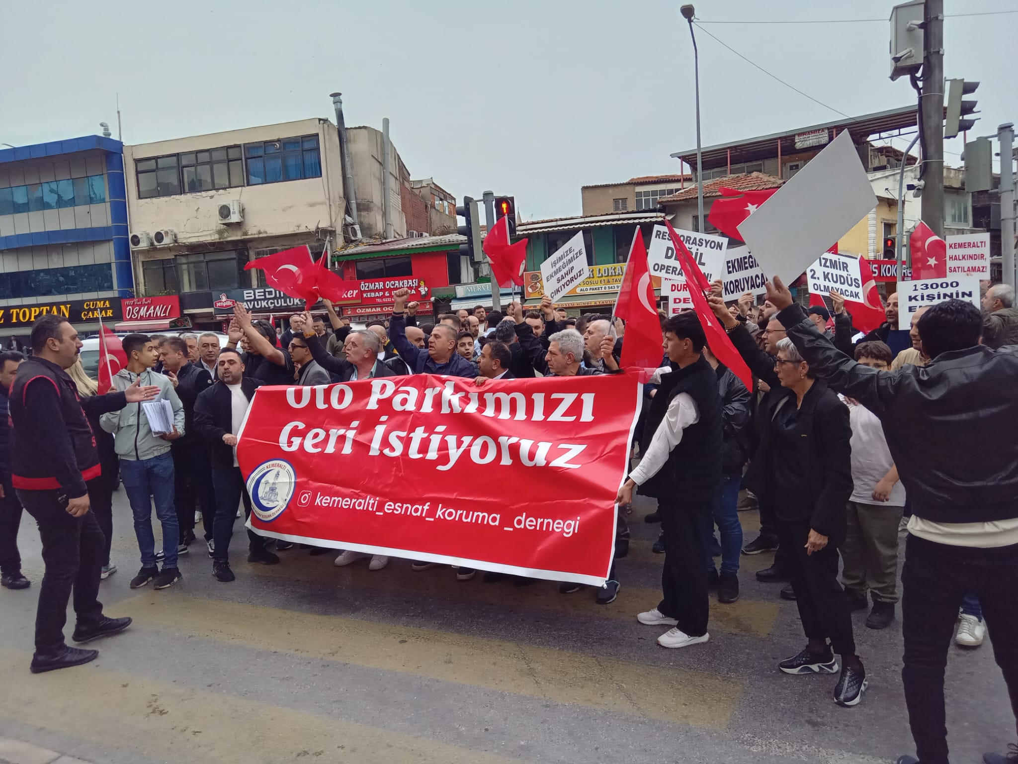 Çankaya Katlı Otoparkı’nın kapalı olması ve yüksek ücretler nedeniyle eyleme