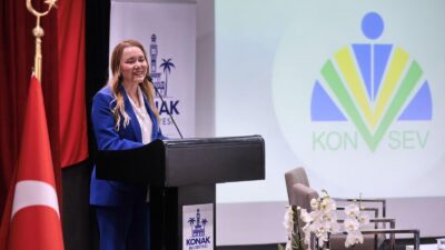 Konak Belediyesi’nin katılımıyla düzenlenen panelde kültür turizminin geleceği konuşuldu. Başkan