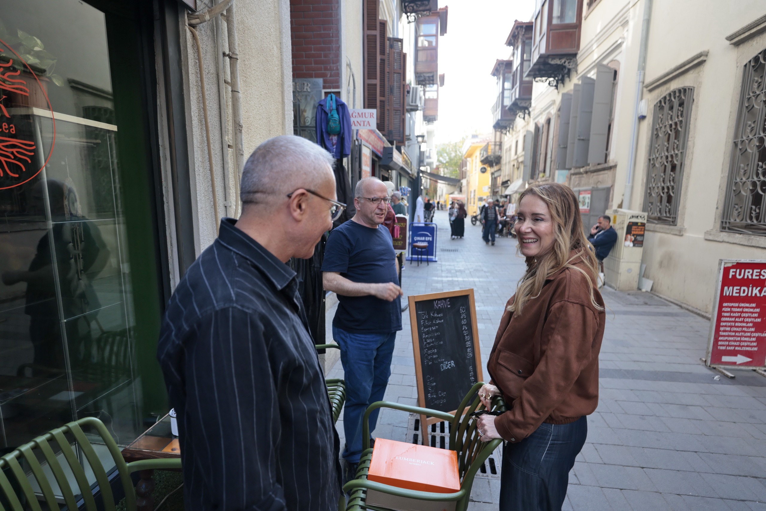 Konak Belediye Başkanı Nilüfer Çınarlı Mutlu, iki yılda hayata geçirilen