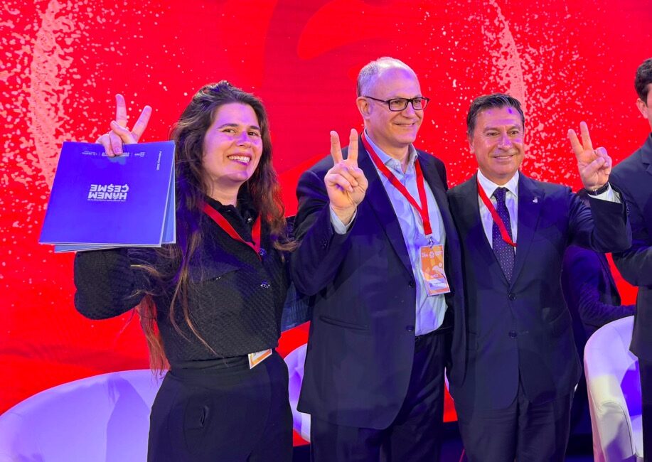 Çeşme Belediye Başkanı Lâl Denizli, Barselona’da düzenlenen GPM toplantısında sosyal