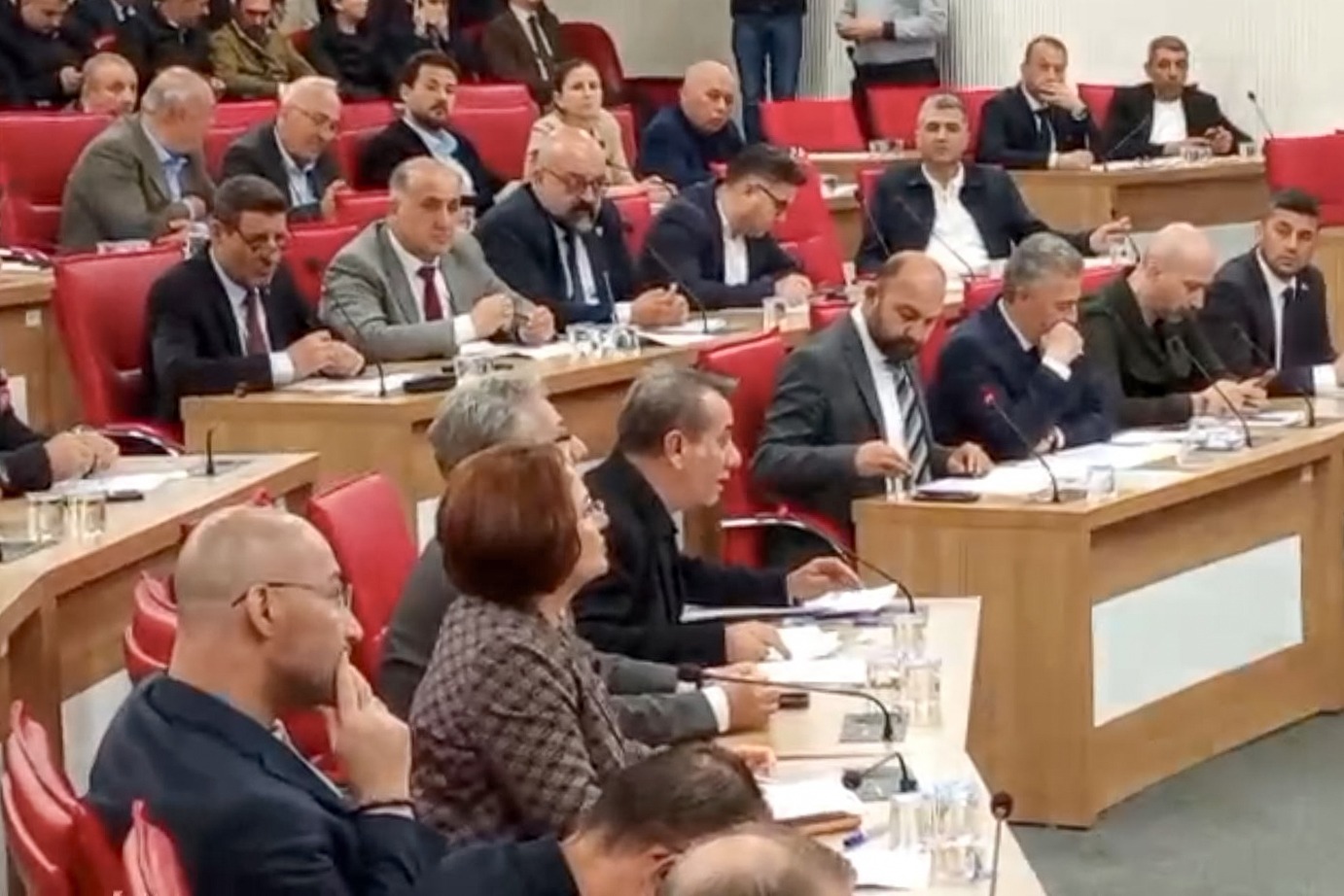 Aydın Büyükşehir Belediyesi Meclisi’nde Yeni Dört Yol Kavşağı Projesi tartışma