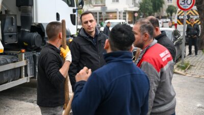 Bornova Belediye Başkanı Ömer Eşki, Zafer Caddesi’nde ikinci kat asfalt