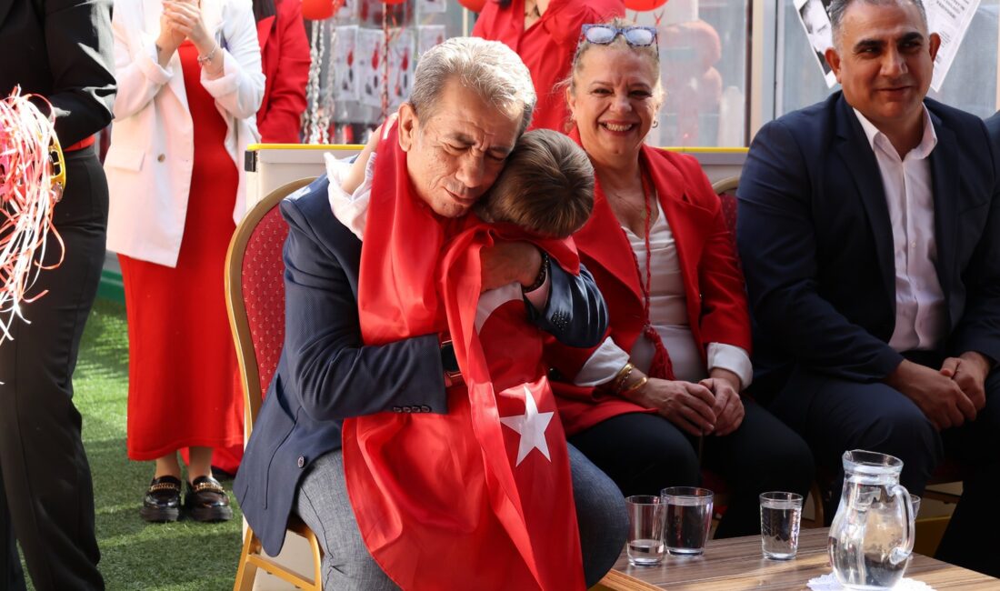 Başkan Anıl Yetişkin, 23 Nisan mesajında hem bayramın anlamını vurguladı